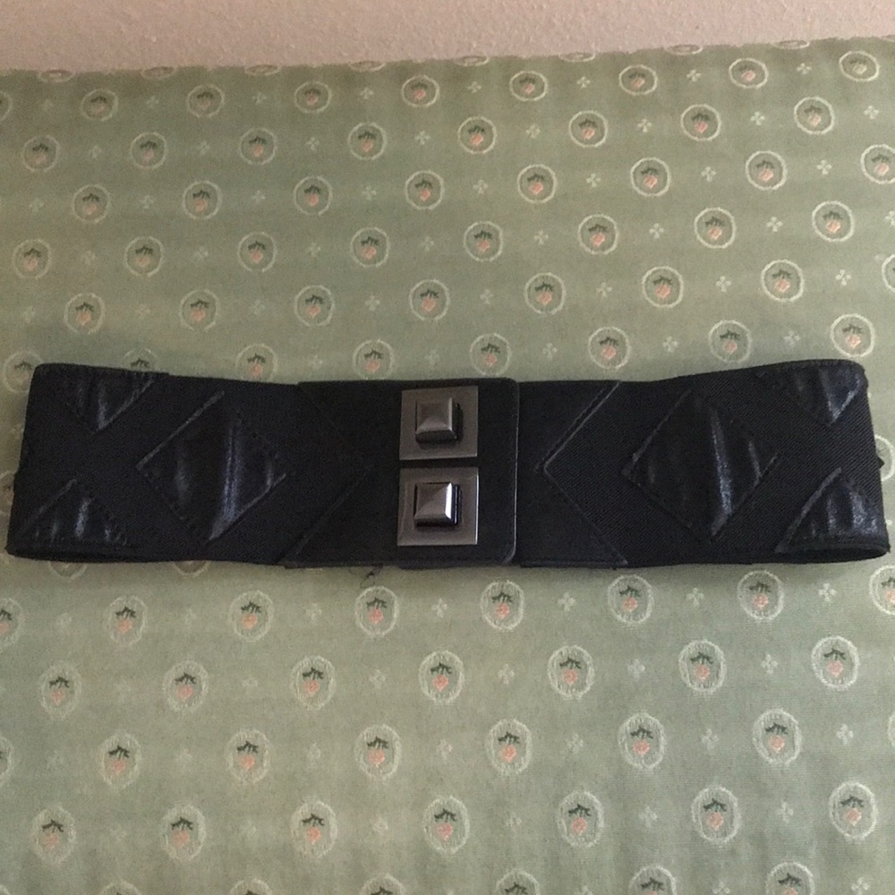 Betsey Johnson black Belt